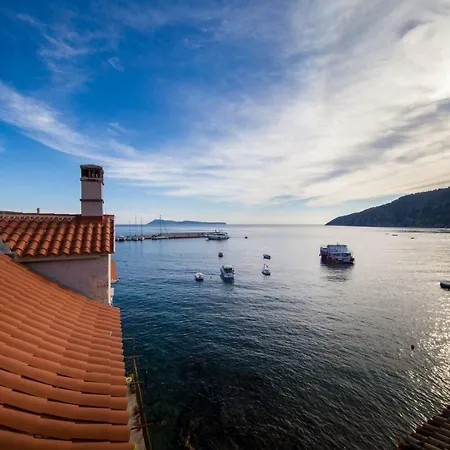 Villa Martina Komiža Exterior foto
